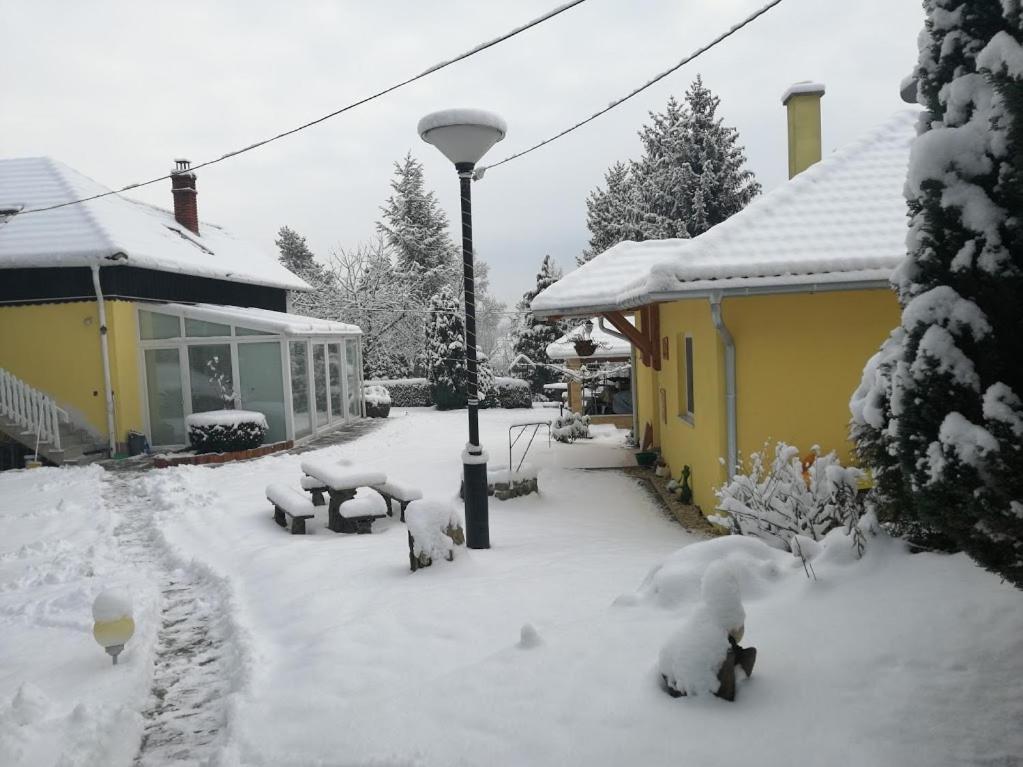 Kasper Vendeghaz Hotel Koszeg Luaran gambar