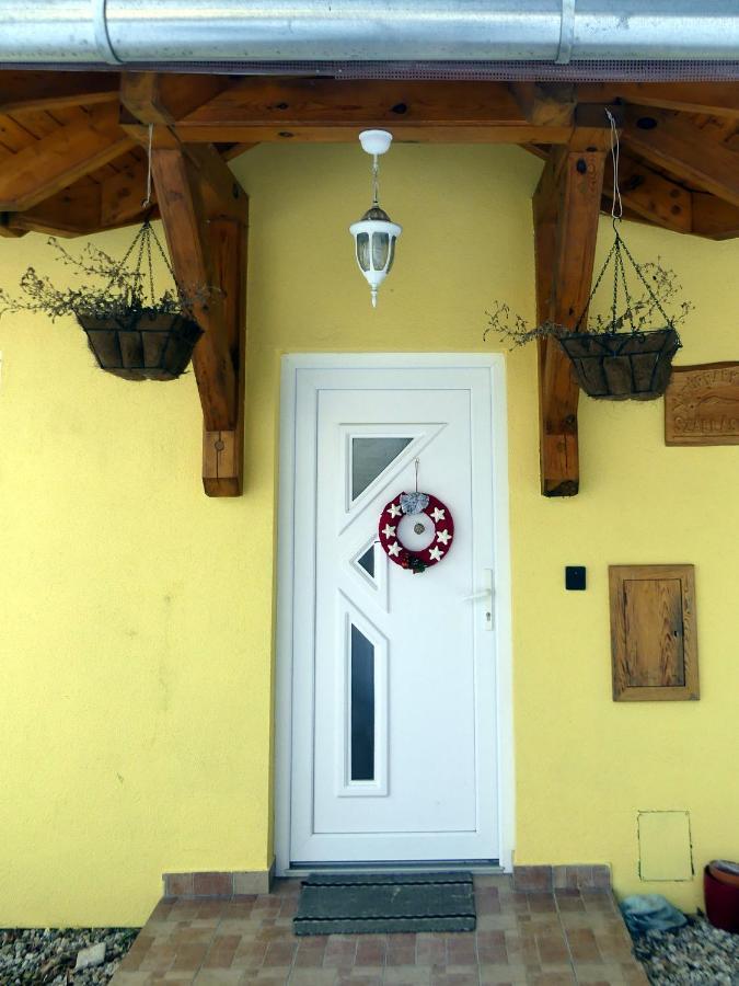 Kasper Vendeghaz Hotel Koszeg Luaran gambar